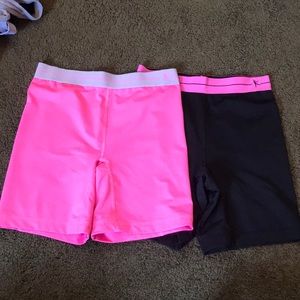 Danskin Now Fitted compression shorts